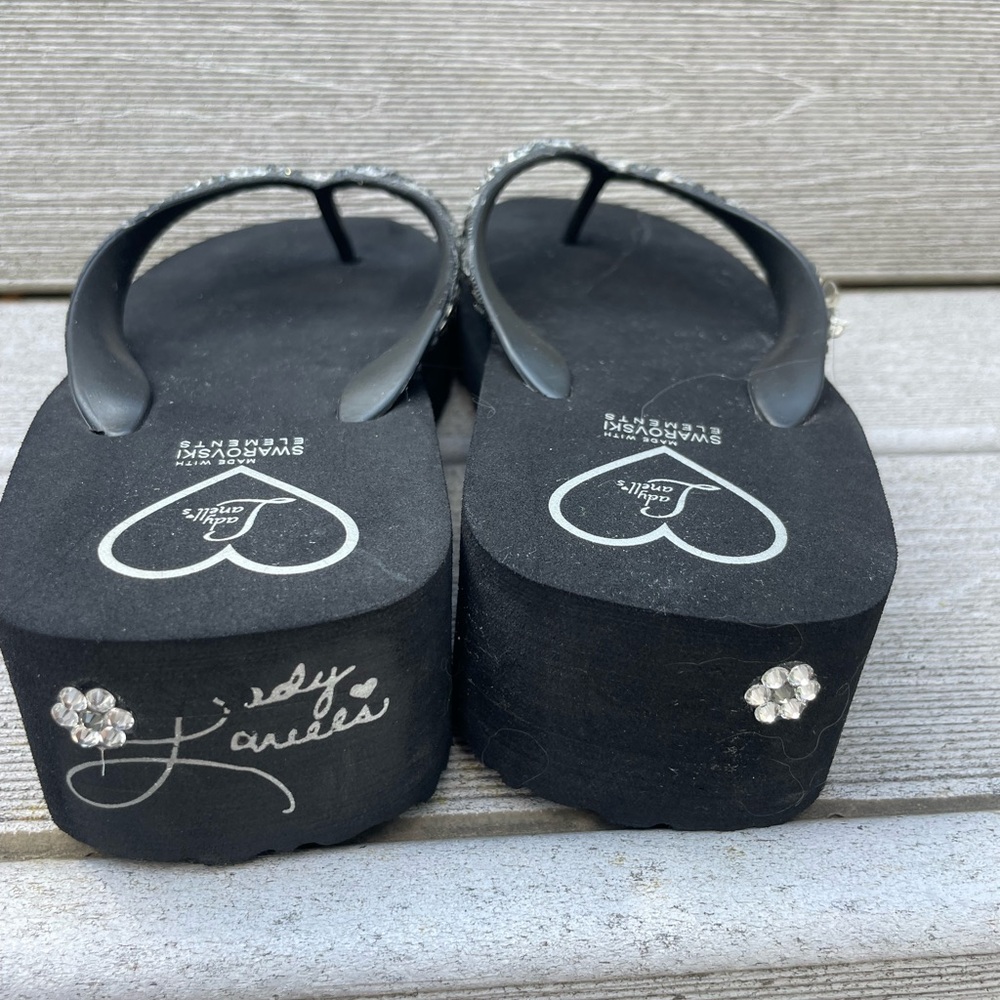 Lady Lanell’s High Night Black Flip Flop Sandals Swarovski crystal flowers sz 8 - Picture 2 of 5